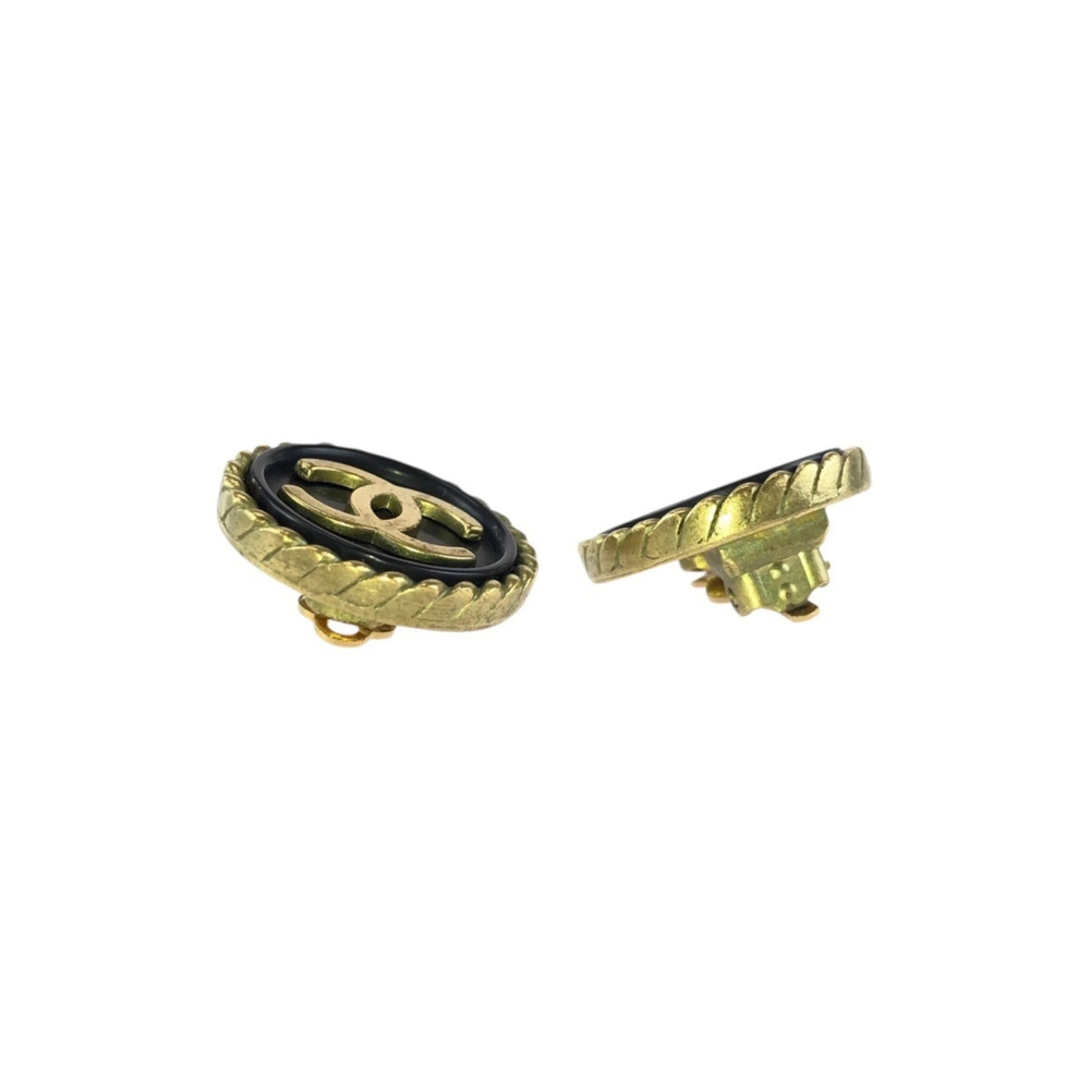 CHANEL Vintage Black Logo Earrings - Picture 3 of 4